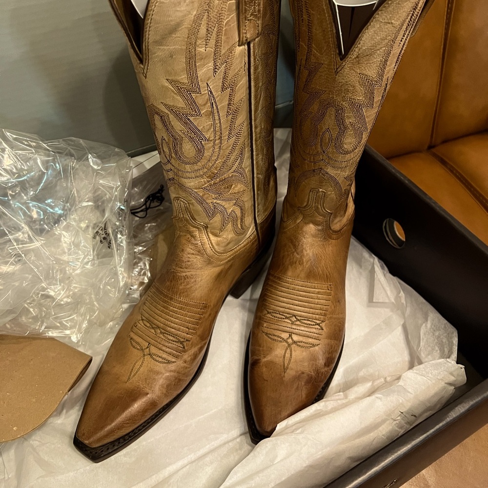 Women’s Lucchese Boots